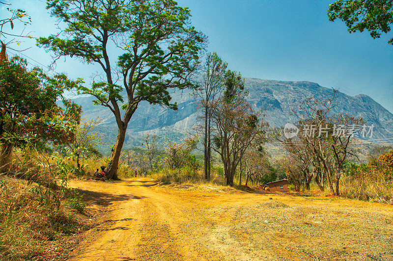 马拉维，Likhubula Thyolo典型的土路